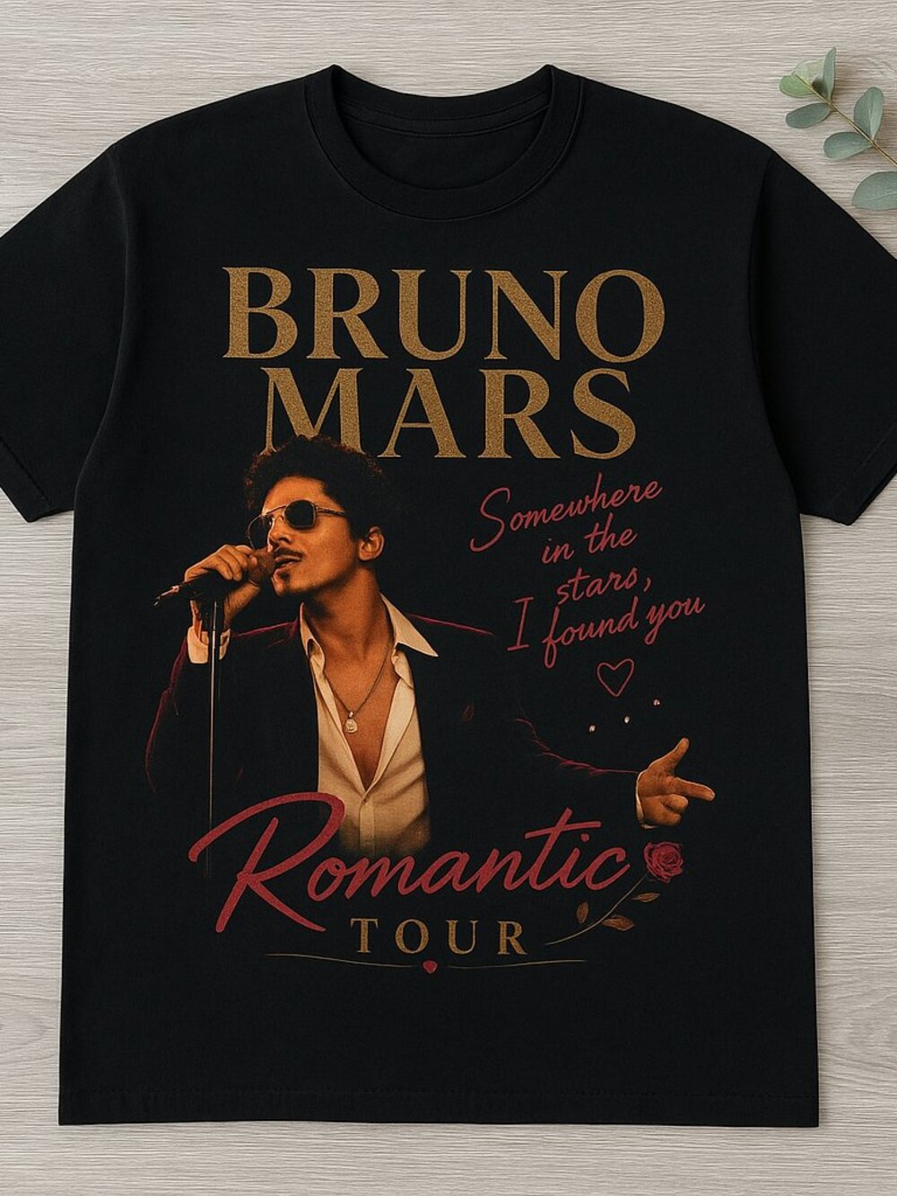 Vintage Photo Print Concert Tour Graphic Tee Romantic Retro Black